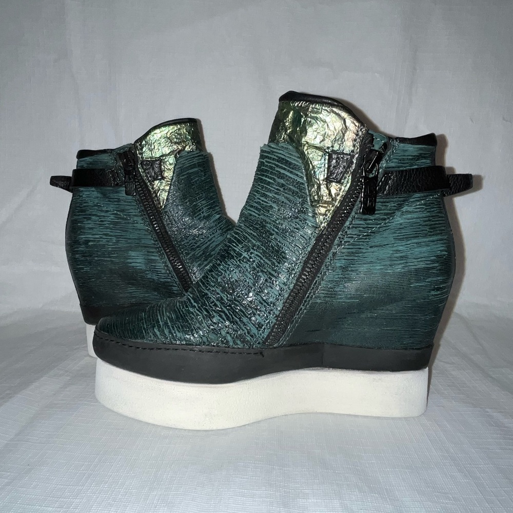A.S.98 Green Textured Wedge Boots - Picture 5 of 15